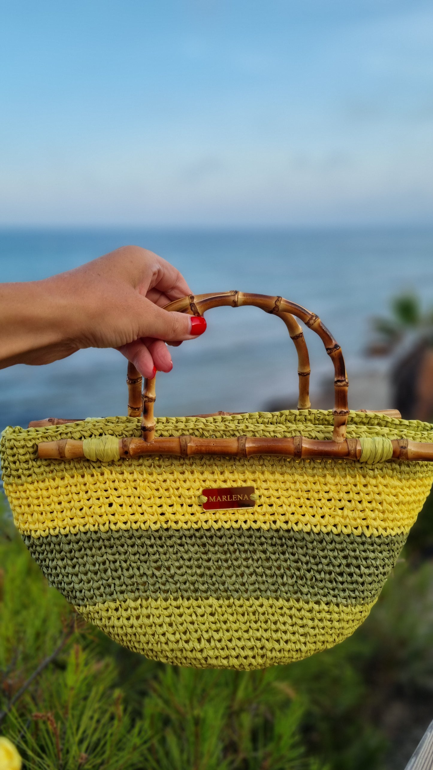 Raffia Bag with Bamboo Handles - Sandia