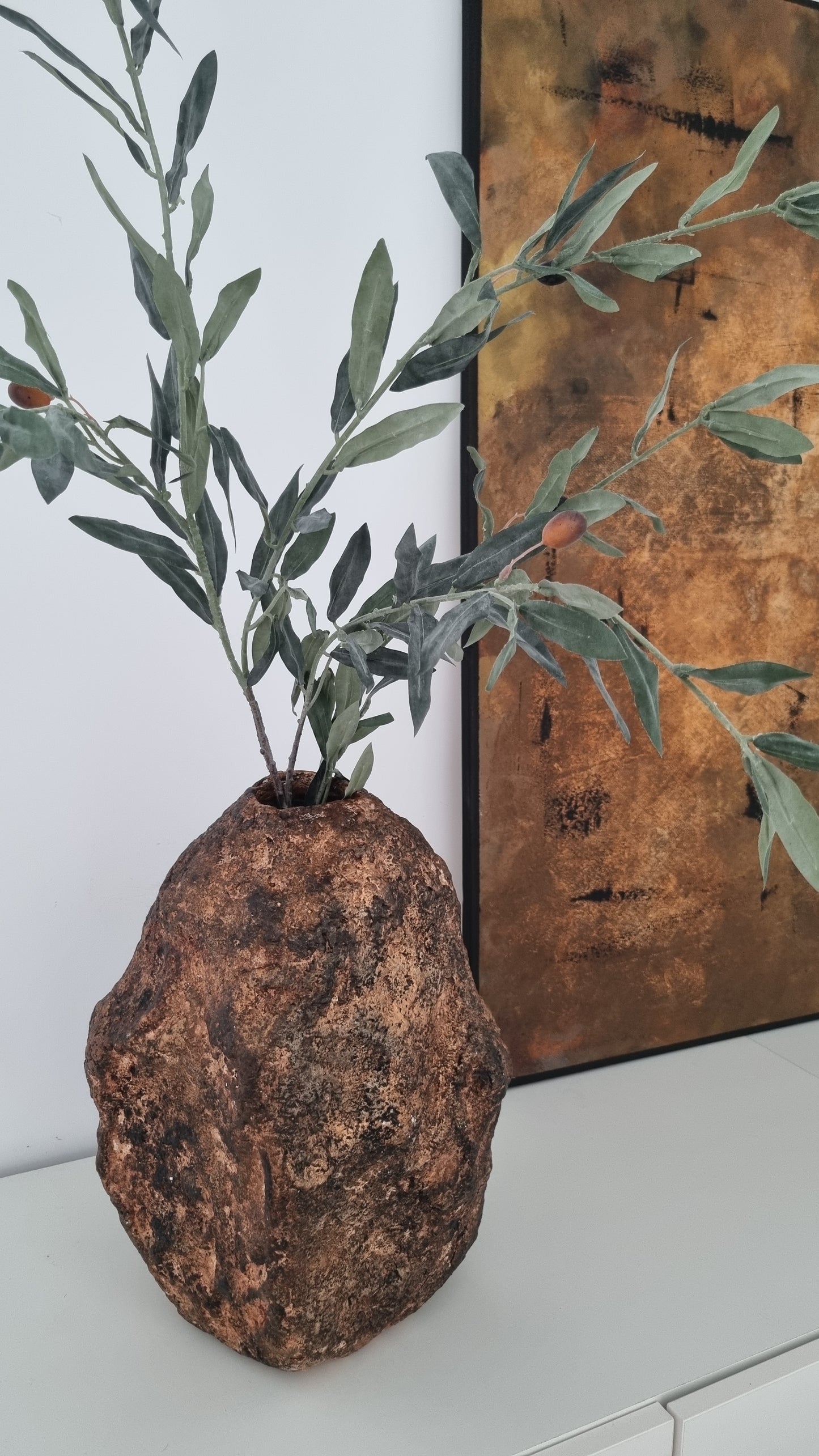 Sculptural Decorative Vase - Ralia