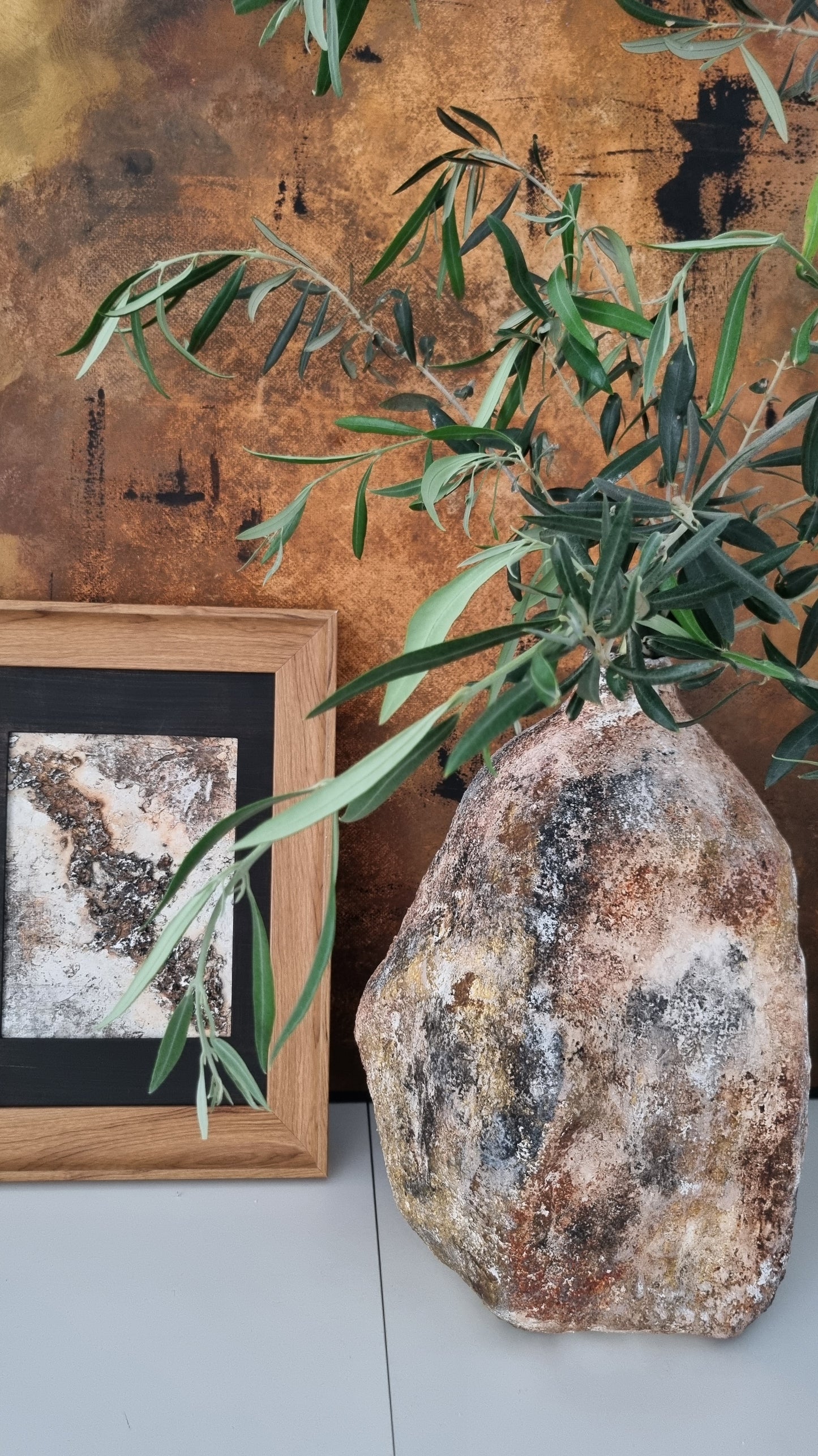 Sculptural Decorative Vase - Cassia
