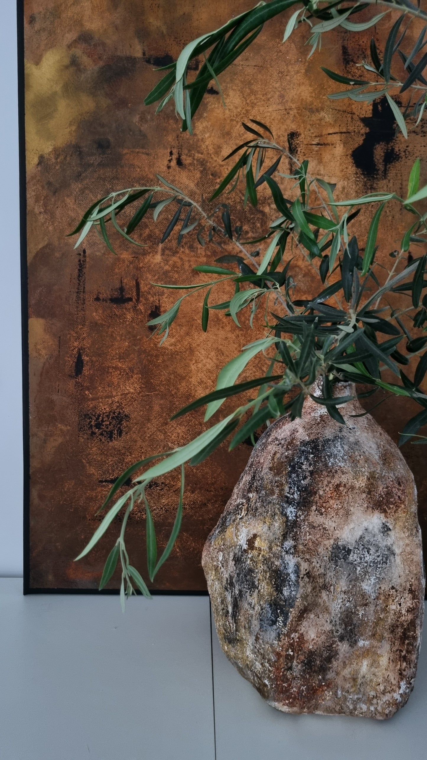 Sculptural Decorative Vase - Cassia