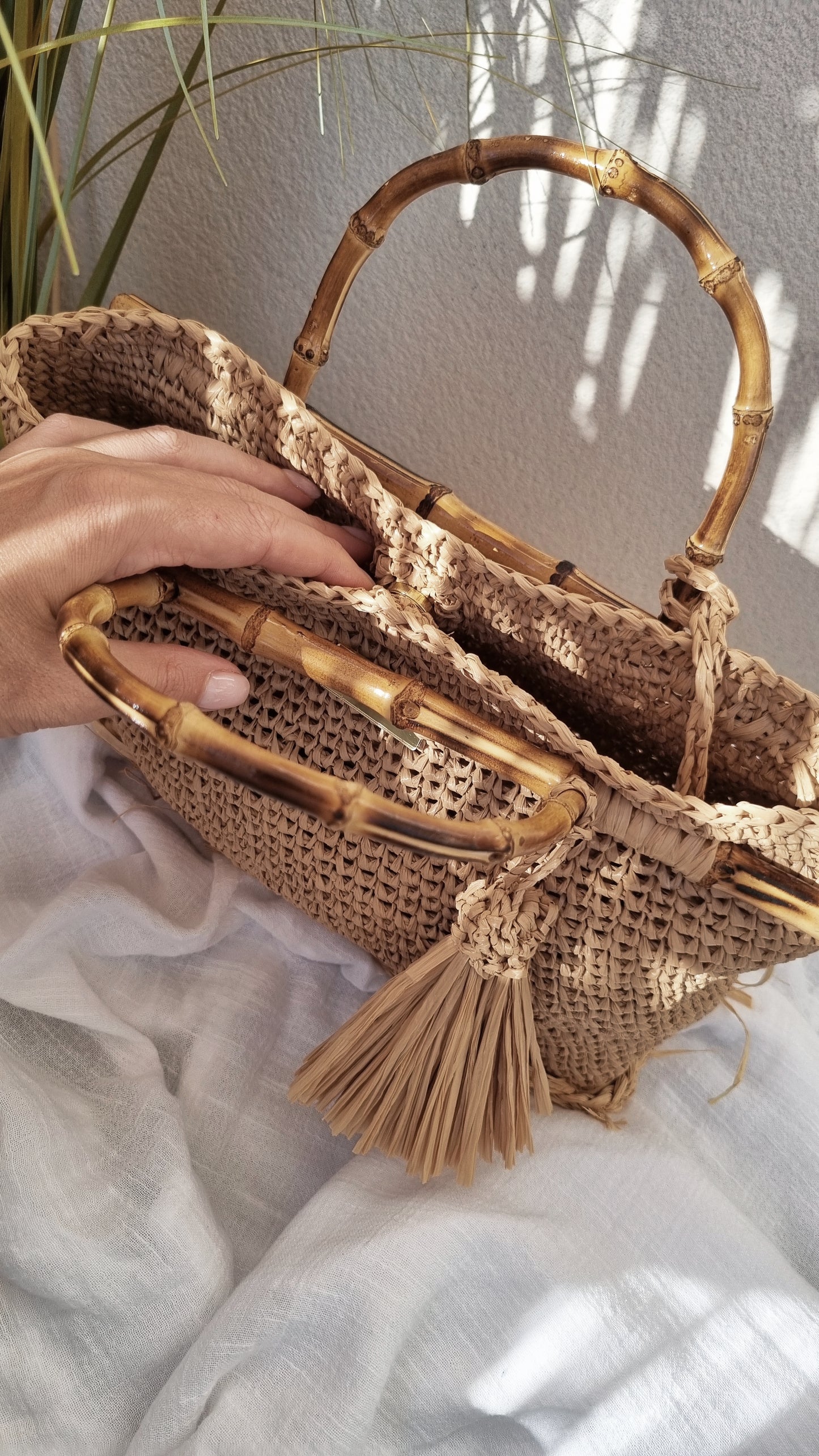 Raffia Bag with Bamboo Handles - Tullia