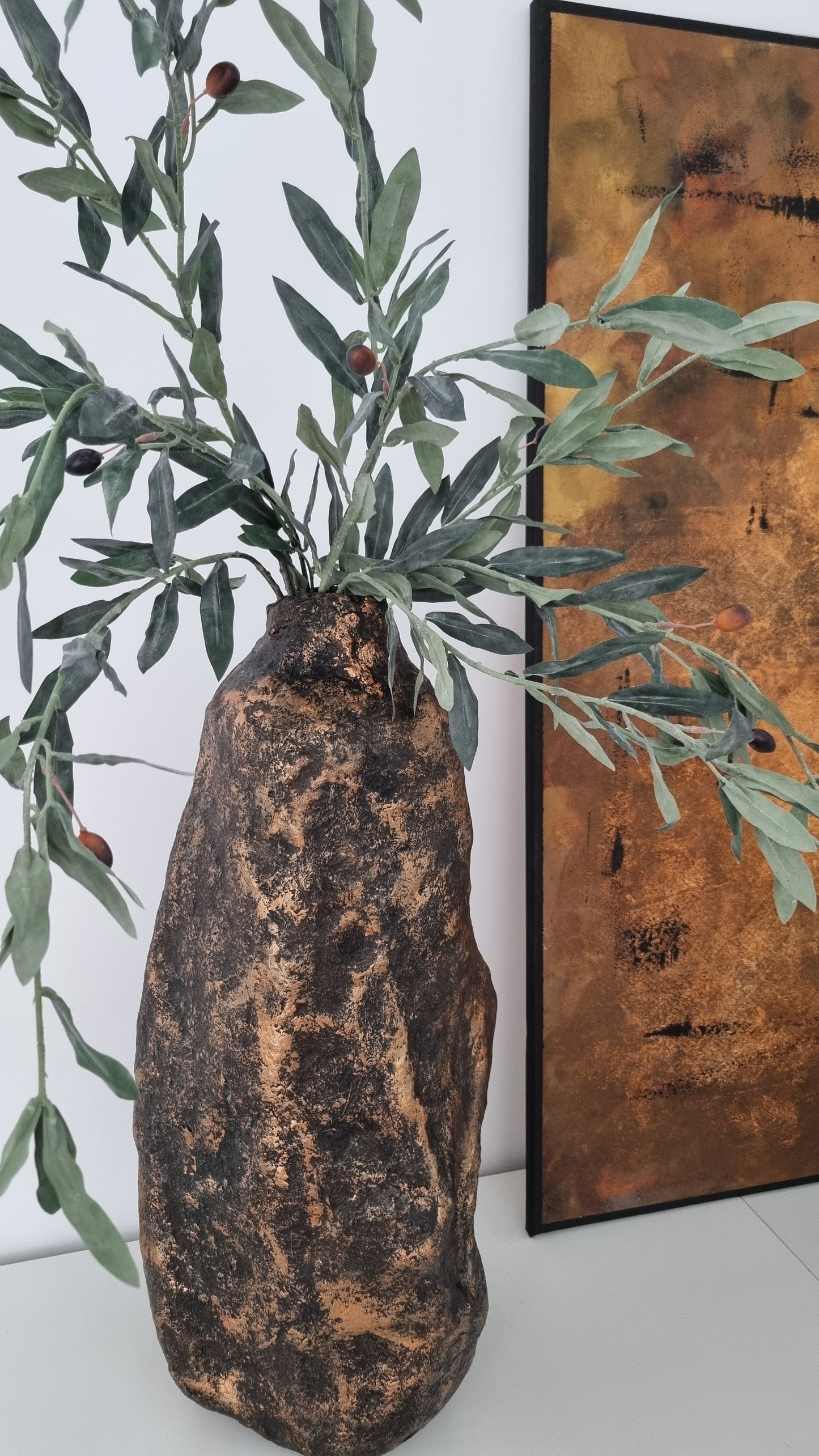 Handcrafted Sculptural Decorative Vase Phoebe