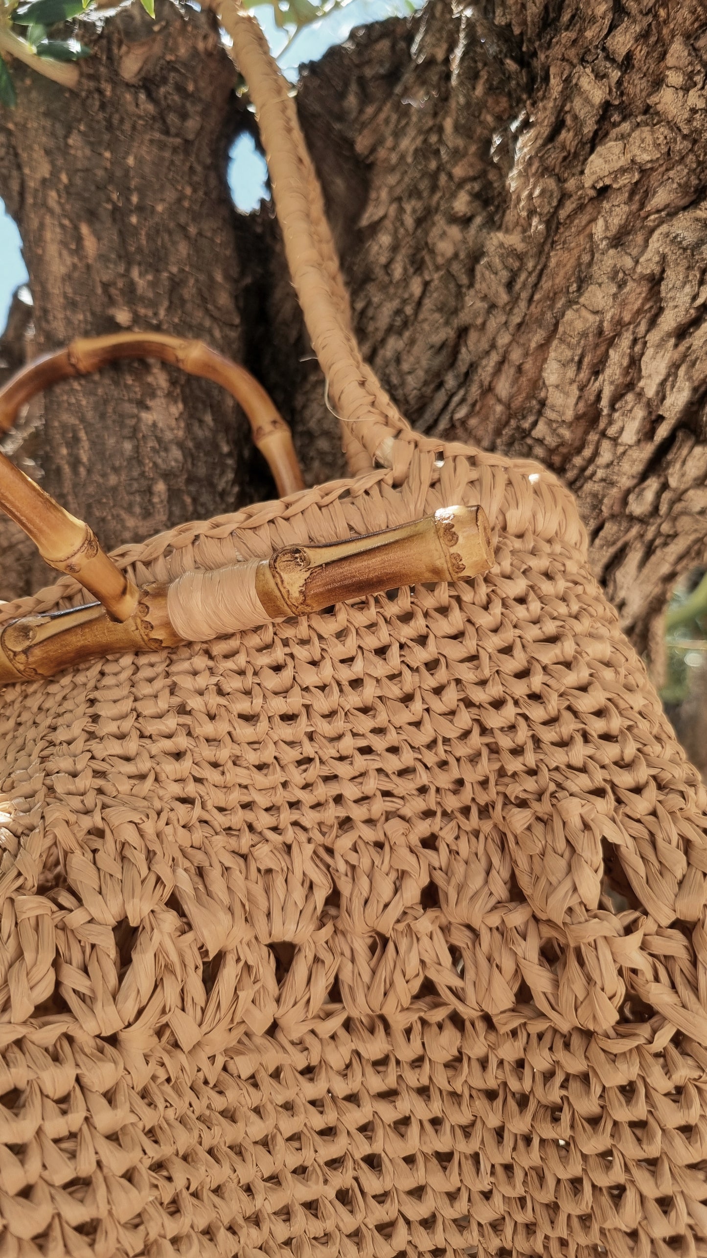 Raffia shopper Bag with Bamboo Handles - Valeria