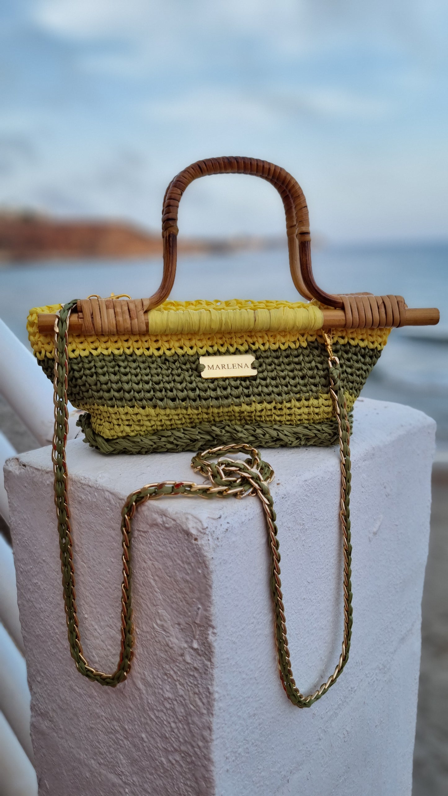 Mini Raffia Bag with Bamboo Handles - Airina