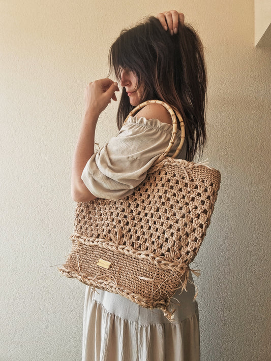 Raffia Bag with Bamboo Handles - Aemilia